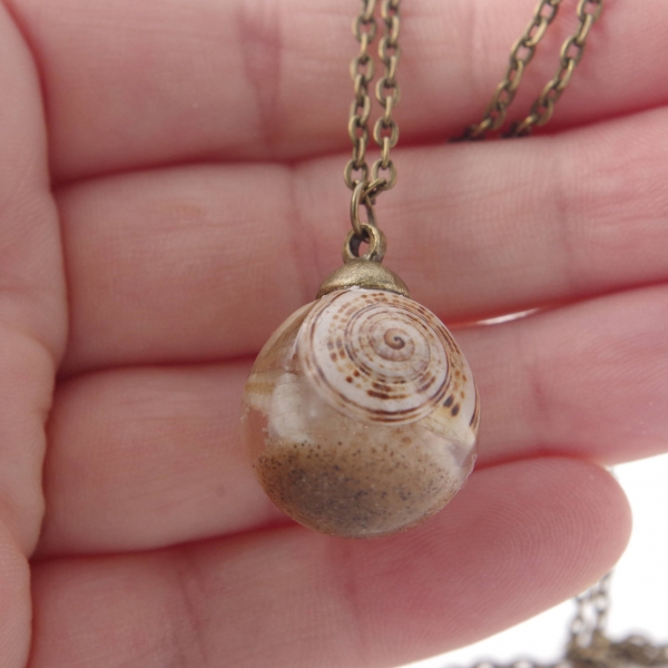 Shell Necklace Resin Necklace Sea Shell Jewelry Seaside Christmas Gift For Her Nautical Jewelry Globe Necklace Starfish Pendant Ocean Par Starjasmine33