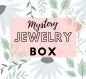 La box bijoux 100% mystère, mystery box, boîte mystère, box mystère pour femme, box surprise, boîte cadeaux surprise, la boîte by gemolia