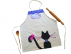 Joli tablier de cuisine femme personnalisé avec prénom avec motif chat noir élégant avec tissu violet à pois, tablier tissu toile de coton
