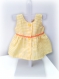 Vêtement de poupon (type corolle 36 cm) : robe trapèze en vichy jaune