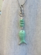Bijoux de sac, porte-clés, poisson et petits galets en pâte polymère vert d'eau et métal argenté