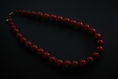 Collier de perles en bois / rouge (réf : 9144)