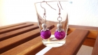 Boucles d'oreilles perles violettes en verre aspect satin 