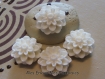 4 cabochons résine fleurs "dalhia" 15mm couleur blanc 