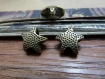 10 bronze 13mm * 14mm 4.5mm trou de perforation étoiles de mer perle c6660 