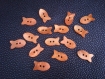 10x boutons en nacre coquillage naturelle couleur orange cuivrée forme poisson 20mm x 10mm 