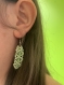 Boucles d’oreilles micro macramé verte avec des perles
