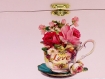 Boite en bois et son couvercle en verre. model : thé a la rose. 31x31,5