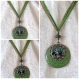 Bijoux créations, arbre de vie, collier de perles et gros pendentif arbre de vie camaïeu vert argenté en métal et bois resiné