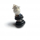 Pendentif seul boutons noirs, perle blanche et perles plate strass multicolores 