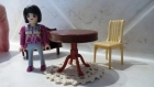 Petit napperon ou tapis miniature fait main effet rétro -vintage pour maison de poupée