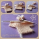 Layette rose poudré (e): petit tricot en forme de pull pour scrapbooking, faire part , déco miniature