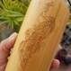 Paon tasse de voyage mug en bois de bamboo cadeau personnalisé avec le gravure peacock