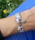 Bracelet ruban liberty au motif fleuri, beige, rose et bleu et breloque fleur