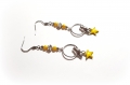 Boucle d'oreille émail étoile jaune, perles en fleur et perles en verre, animaux volant oiseau, métal acier inoxydable argenté