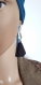 Boucle d'oreille pompon tissue viscose noir, perles en verre ovale transparente avec reflets, embout, crochet en métal acier inoxydable argenté