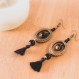 Boucles d'oreilles en métal brun, de forme ovale avec perles noires