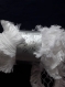 Pelote laine frange blanc pour echarpe ou snood 