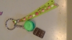 Bijoux sac, porte-clés, turquoise chocolat, macaron 