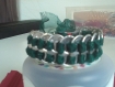 Bracelet capsules aluminium et ruban vert foncé