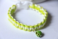Bracelet tête de mort en paracordes verte et blanche