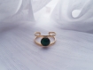 Bague ajustable - perle verte double anneaux - dorée à l'or fin 