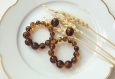 Boucles d'oreilles (grand modèle) créoles perles ambre marbré en résine transparente - esprit vintage