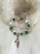 Bracelet femme élastique véritables gemmes amazonite, aventurine, jade, howlite avec breloque carpe koï couleur argent