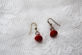 Boucles d'oreilles bronze - perle rouge naturelle