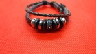 Bracelet homme femme, en perles, cuir, cordage et pièces métalliques artisanal.