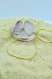 Collier naturel en or et résine fleur hortensia