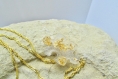 Collier puzzle naturel en or, résine et feuille d'or