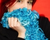 Echarpe femme en laine acrylique - différents tons de bleu 