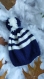 Bonnet enfant à rayure bleue marine et blanche, pompon sur le dessus 1/4 ans
