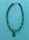 Collier 41 cm + 6 cm extension perles et pendentif pierre de malachite naturelle