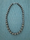 Collier 45 cm tout en perles naturelles d'hématites : grises et dorées