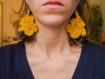 Boucles d'oreilles feuilles de chêne jaune