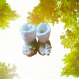 Paire de chaussons bottes bébé t 3 mois, coloris vert et blanc laine okéo-tex , layette fait-main @ jarakymini,
