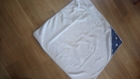 Couverture capuche - cape - cadeau naissance - pour envelopper votre enfant bien au chaud