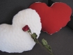 Coussin coeur fourrue amour saint valentin housse rembourrage mariage alliance - cadeau femme anniversaire