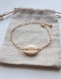 Bracelet cauri naturel et chaîne argent 925 dorée à l'or fin, bracelet coquillage été vacances plage