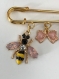 Broche thème abeille, doré et rose