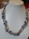Collier original 3 rangs cuir bleu marine avec perles acier et verre dans les tons bleus et blancs
