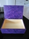 Boîte de rangement violette