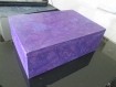 Boîte de rangement violette
