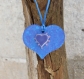 Sautoir pendentif coeur en bois peint à la couleur bleue décoré main modèle 