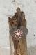 Sautoir pendentif coeur en bois peint aux couleurs noire et rose buvard décoré main modèle 