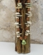 Collier pendentif acrylique-olivier-coquillage-vert-marron-écru modèle 