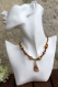 Collier pendentif agate-jade-oeil de taureau-graine orange et marron modèle 