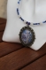 Ras-du-cou pendentif médaillon-agate craquelée-aventurine-rocaille bleu et blanc modèle 